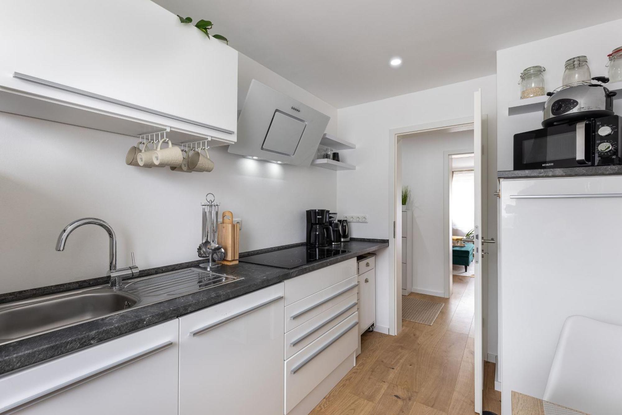 Schoenes, Modernes Apartment Mit Zwei Schlafzimmern - Zentral Mit Balkon Fuer 6 Personen Montabaur Eksteriør bilde