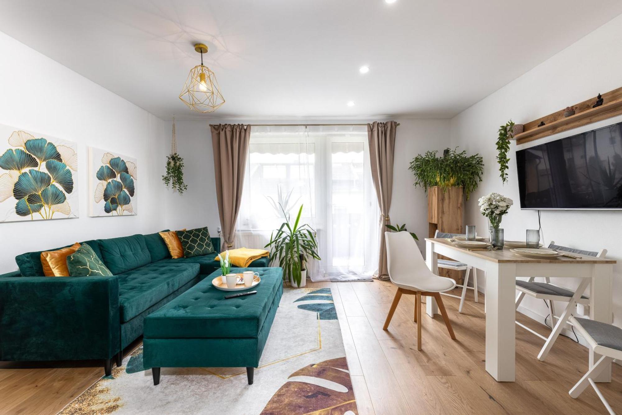 Schoenes, Modernes Apartment Mit Zwei Schlafzimmern - Zentral Mit Balkon Fuer 6 Personen Montabaur Eksteriør bilde