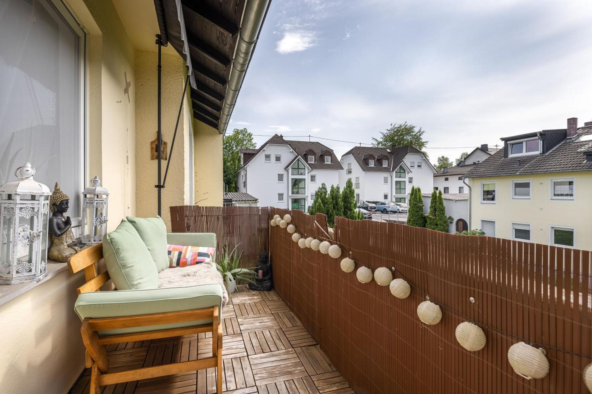 Schoenes, Modernes Apartment Mit Zwei Schlafzimmern - Zentral Mit Balkon Fuer 6 Personen Montabaur Eksteriør bilde