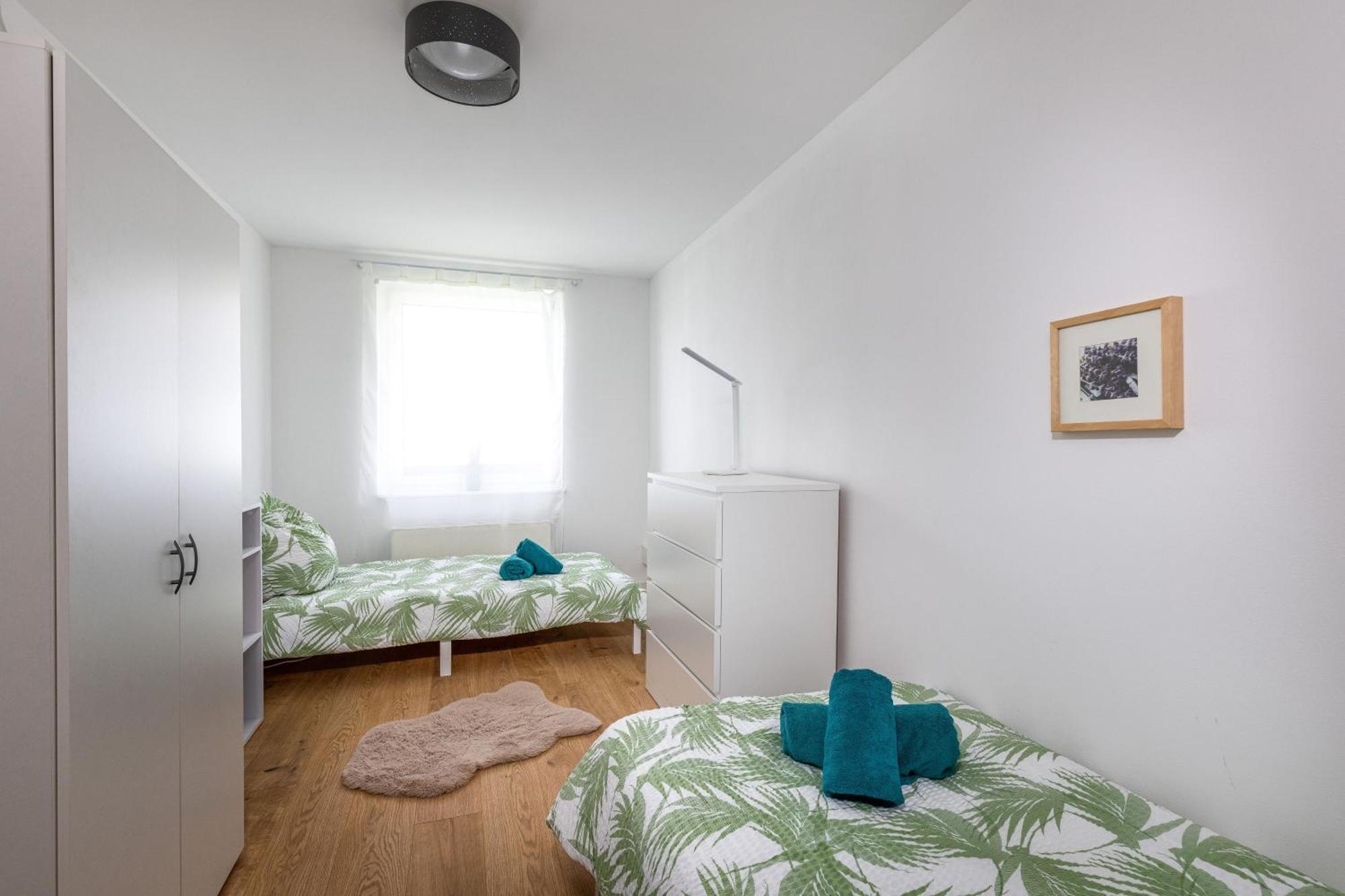 Schoenes, Modernes Apartment Mit Zwei Schlafzimmern - Zentral Mit Balkon Fuer 6 Personen Montabaur Eksteriør bilde